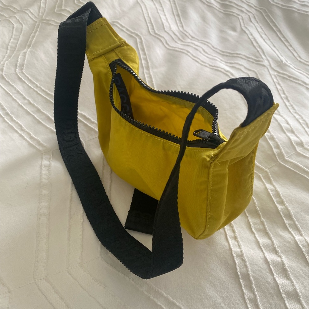 Baggu Mini Crescent Bag